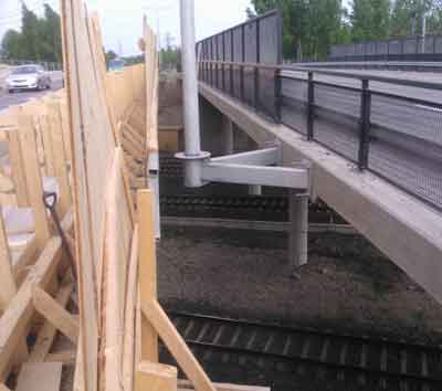 Reunapalkkine uusinta sillassa Custone menetelm�